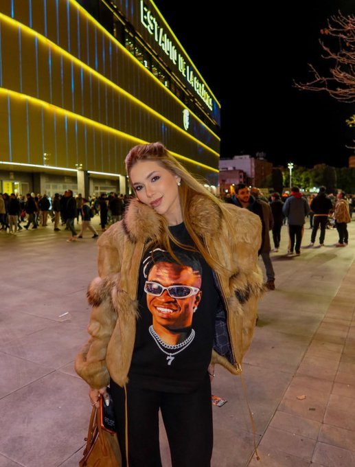 威尼修斯女友现场支持威尼修斯！皇马太太团