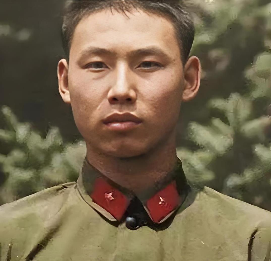 1986年，河北21岁战士从前线归来获一等功，随即他写信给女友分手。女友脑袋“嗡