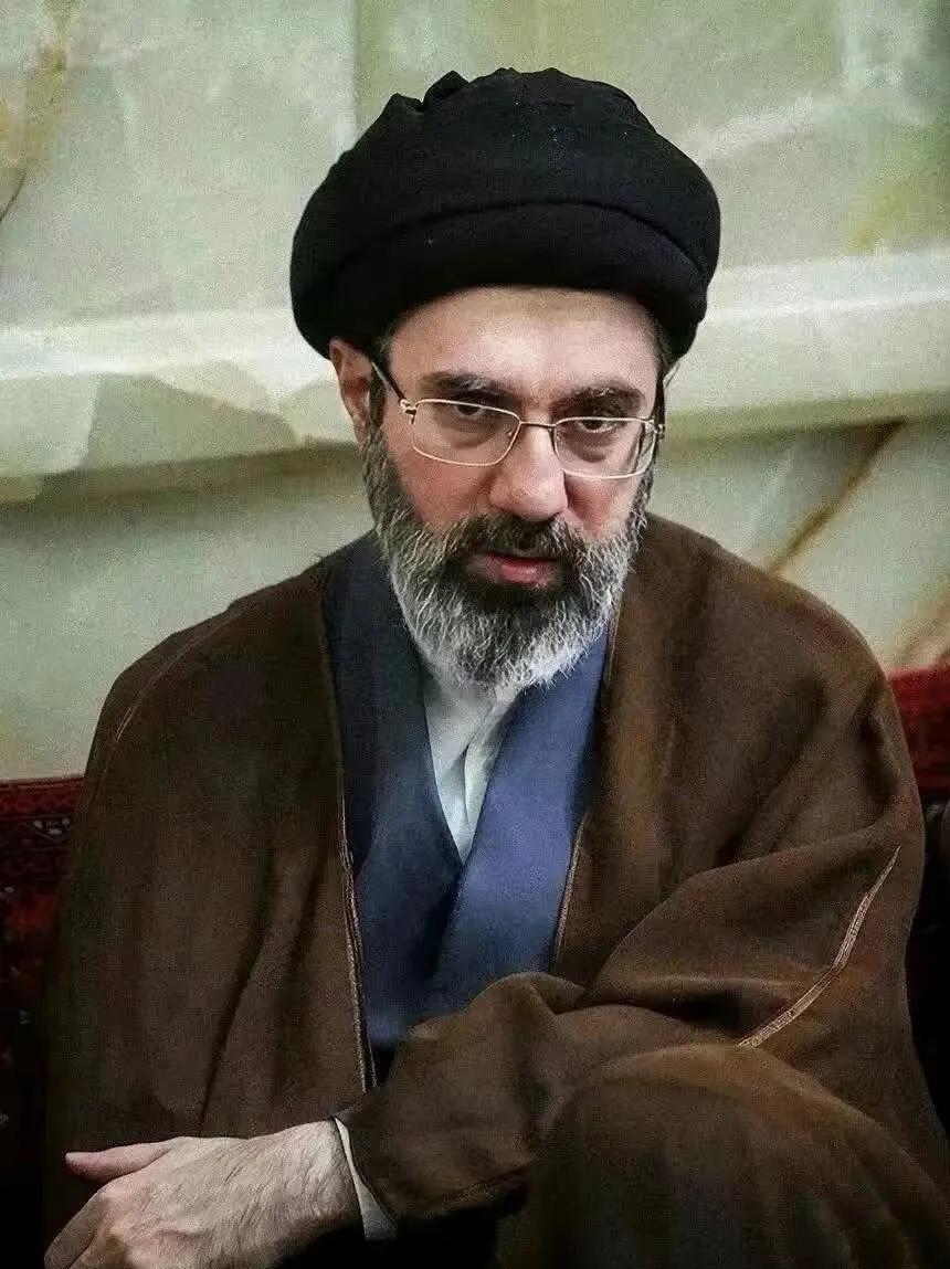 伊朗传来新消息，4月15日，据伊朗迈赫尔通讯社报道，伊朗将使用南部港口以外的替