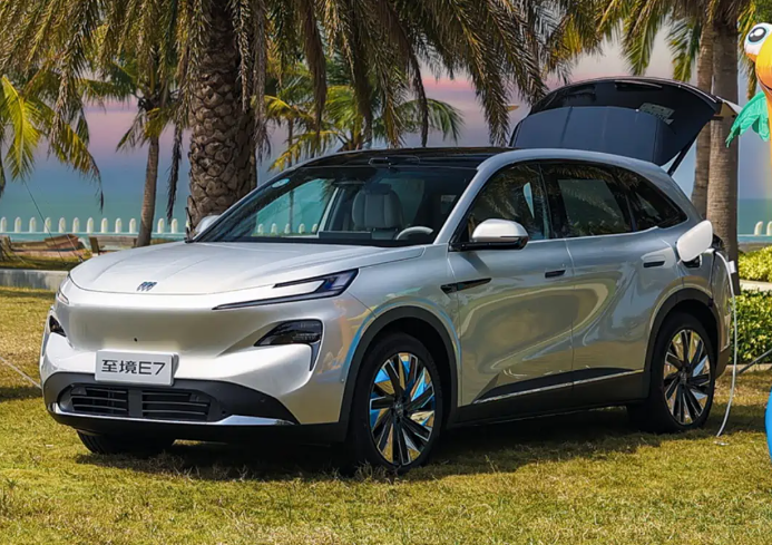 别克至境E7预售价一出爆款梦就该醒了1、全系无四驱，实用性打折扣别克至境E7