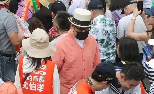 为啥台湾这么多人给沈伯洋站台？是沈伯洋很优秀吗？狗屁。其实就是台湾人对大陆的逆反