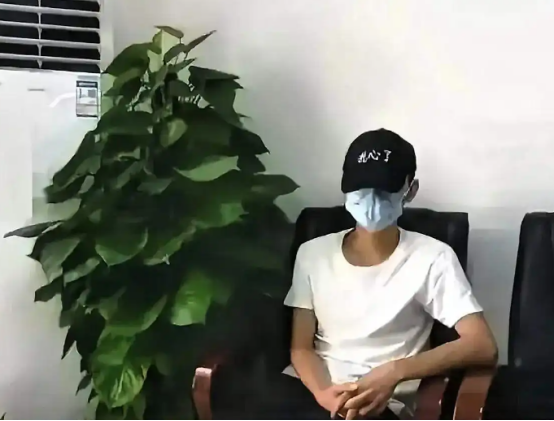 “解释不清了！”湖南，小伙跟女友酒店开房，发现没带避孕套，无奈之下，只能使用酒店