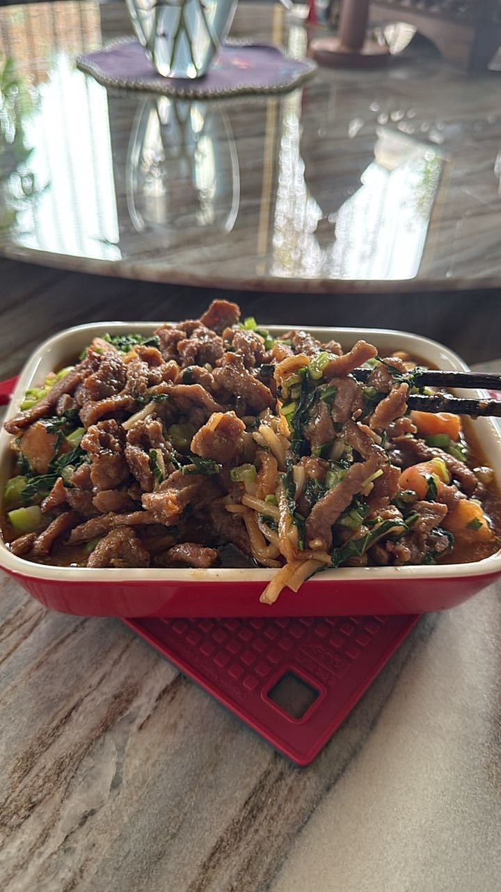 牛肉炒粿条，多牛肉版​​​