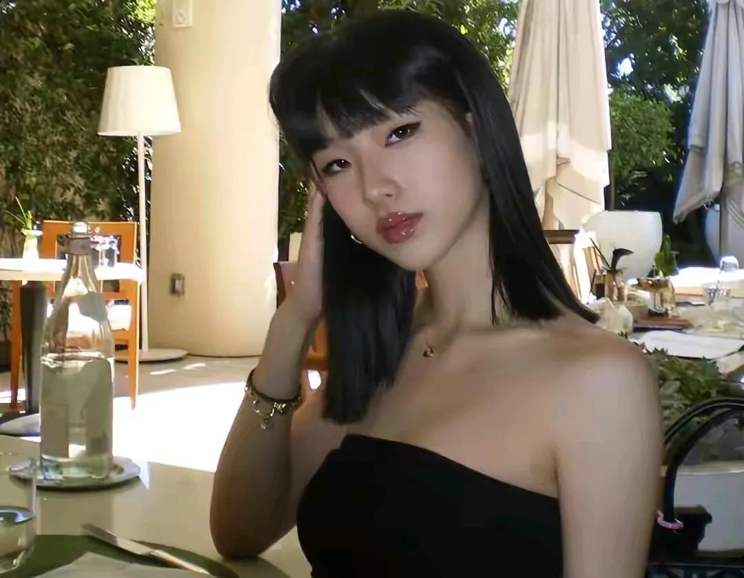 小S的大女儿挺好看的，比小S漂亮多了，论找个帅哥生女儿的重要性。