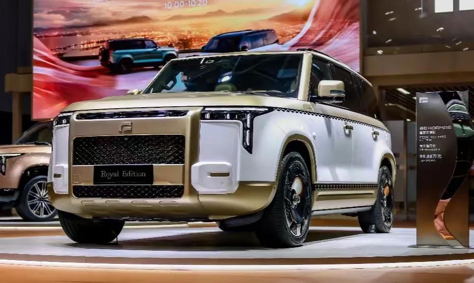 中国车征服中东皇室！极石市占率破10%，百万皇家定制版成新宠中国车企出海高