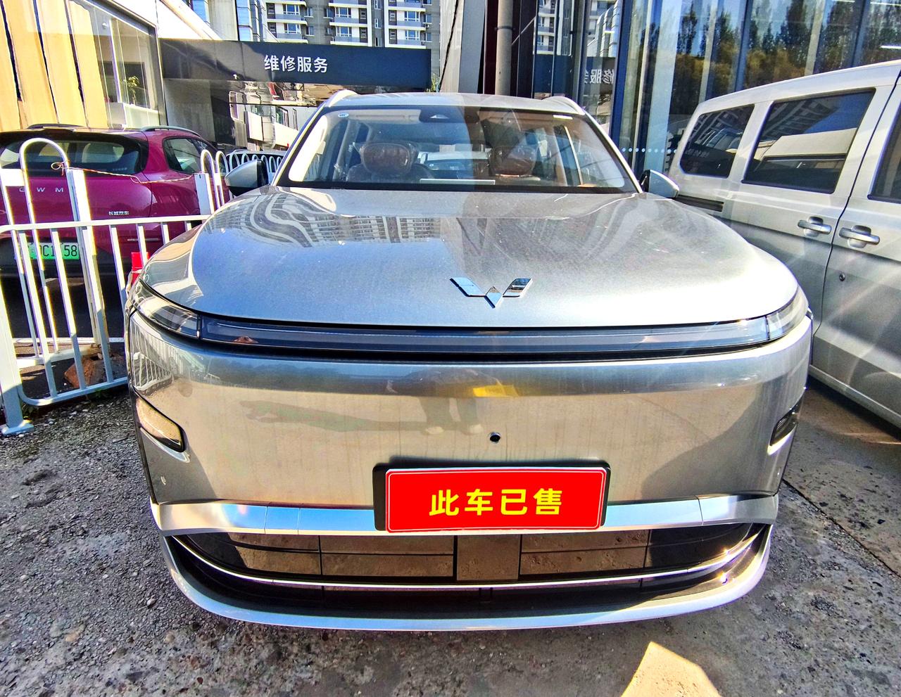 人民的大六座《星光L》上市五菱星光焕新上市，号称″人民的大六座″，首款把中