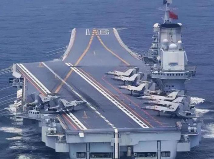 辽宁舰三天一百七十架次起降破纪录，美日为何失声？中国航母隐身战机展现硬实力。