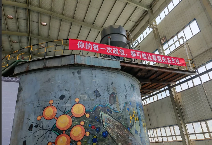 东北大学遇难的6名同学中，有一位是来自四川的黄同学，今年大四。据黄同学的表弟