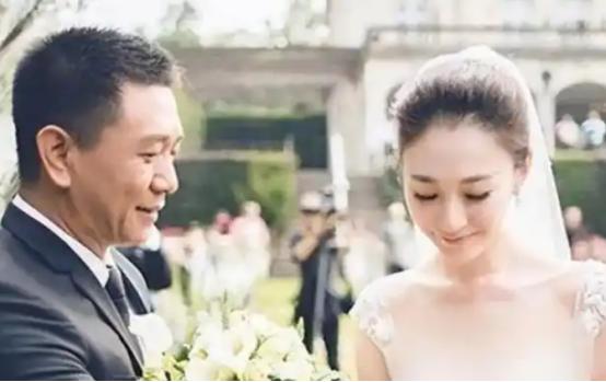 徐佳宁怕是没料到，当年他抛下的徐梵溪，如今已高攀不上......7月13日，“李