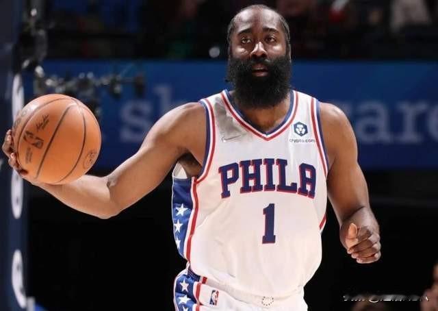 谁是NBA小打大最好的球员？节奏掌控型1、哈登：核心武器——双重后撤步与造