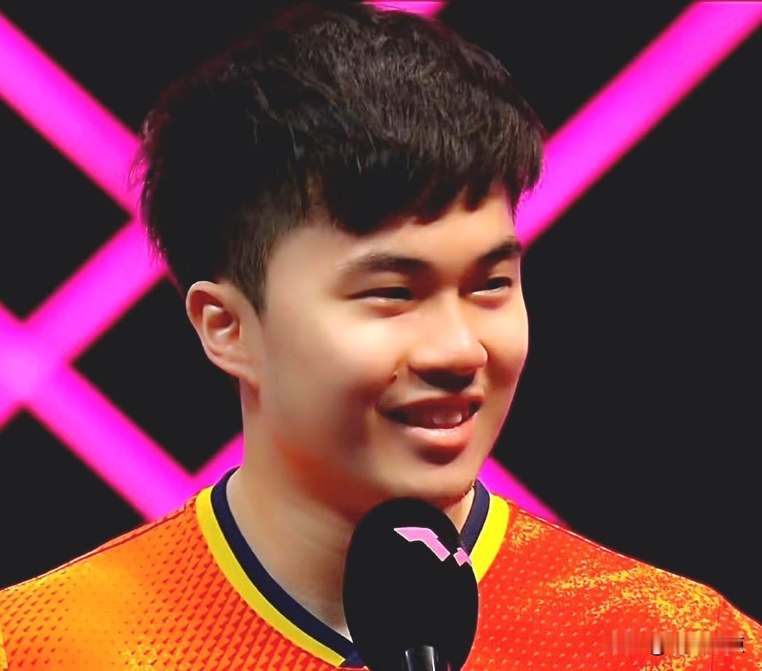 2026年开年夺冠的林昀儒，从小到大都是阳光、可爱的“宝宝”[吐舌头眯眼睛笑]