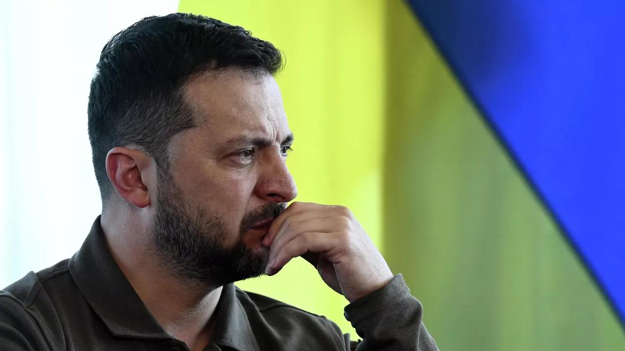 重磅消息！泽连斯基的麻烦来了！意大利《晚邮报》的消息有点劲爆：英国正在琢