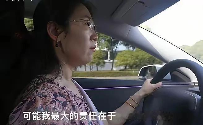 朱女士的人生，越来越给人一种不希望吃苦，希望一辈子赖着唐先生的味道，不然她也不会