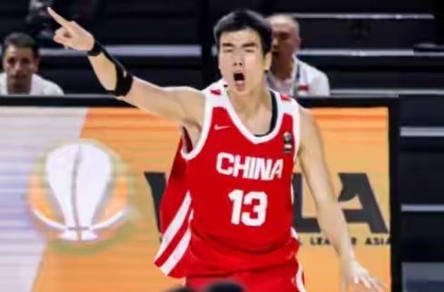 中国男子篮球看来确实重新崛起了，要不是澳大利亚队非法闯入，男篮成年队和U16早已