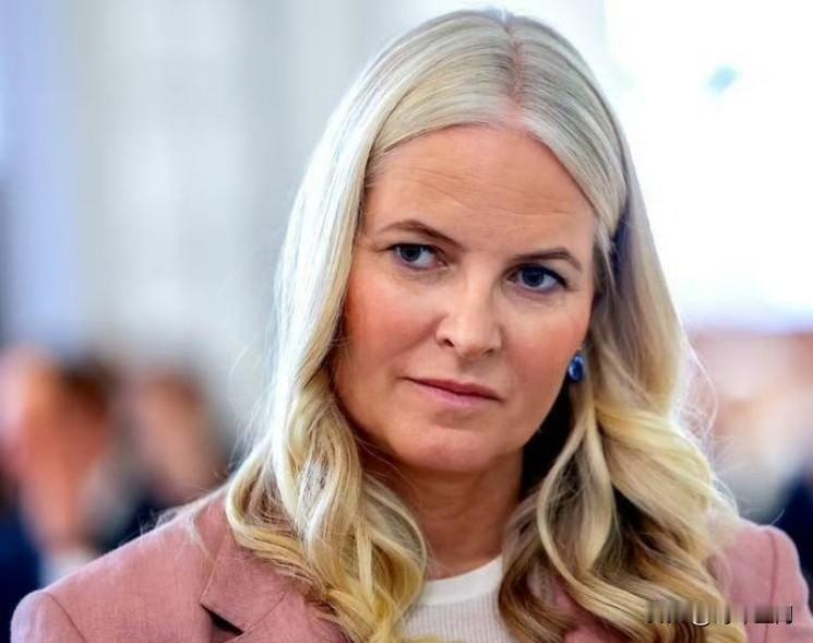 2月2日，据挪威《世道报》（VG）报道，挪威首相斯特勒表示，挪威王储妃玛丽特以及