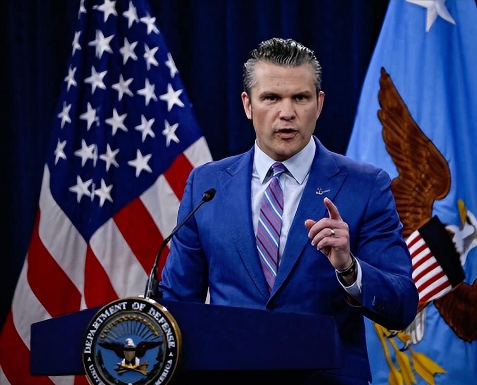 最近五角大楼直接扔出个重磅消息，美国国防部长赫格塞思要给美军来场几十年不遇的“