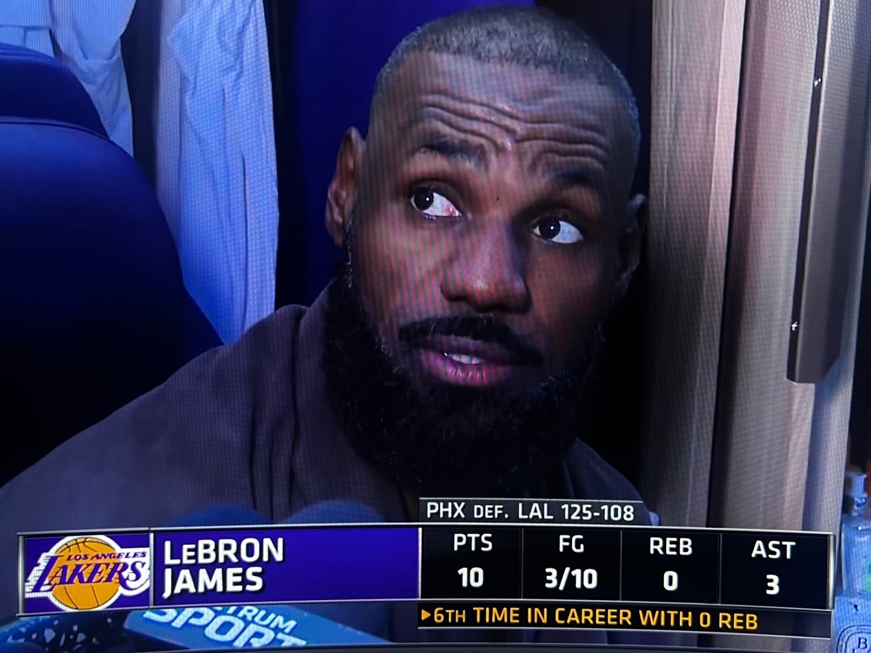 詹姆斯在乎是不是得10分？实际上，是你和我比詹姆斯更在乎他能不能拿10分！我说的