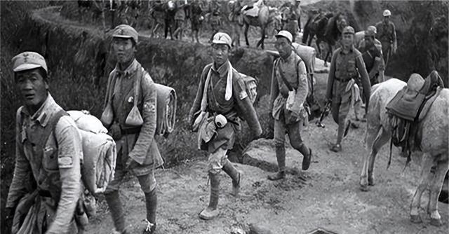 1940年，一伪军砍掉鬼子的双手后，当着鬼子的面，拔光了他妻子的头发，捆住她的手