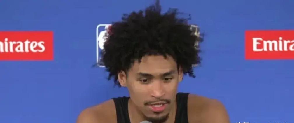 总决赛输11分，马刺新秀却在纽约主场射穿篮网。迪伦-哈珀抬手就进三分，7次出手