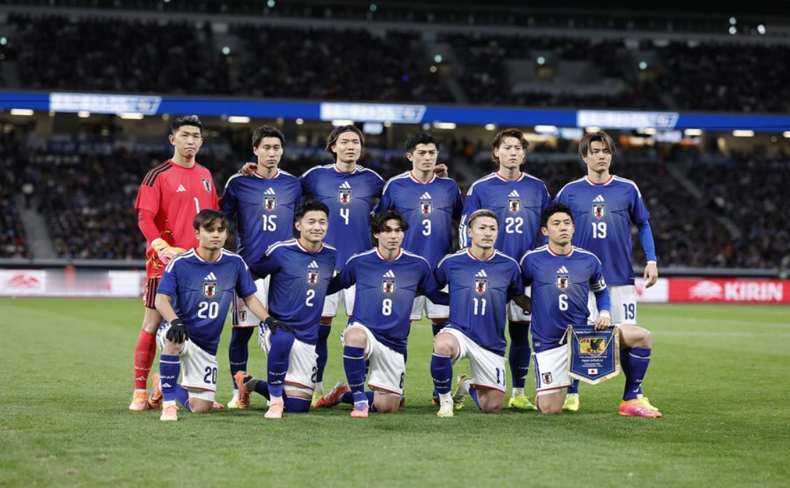 加纳主帅直言“韩国不如日本”，韩媒震惊：差距已显而易见在11月18日进行的一场