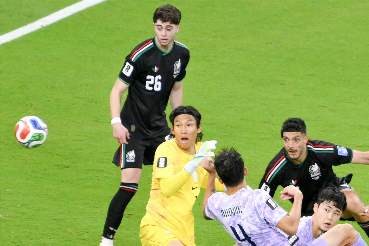 韩国怎么也没想到输在了自家门将身上！世界杯小组赛第二轮，韩国0-1墨西哥，比赛