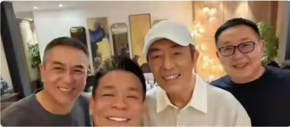 庆功宴陈婷高调炫富！三千万灵蛇项链加身，戴足半个亿！