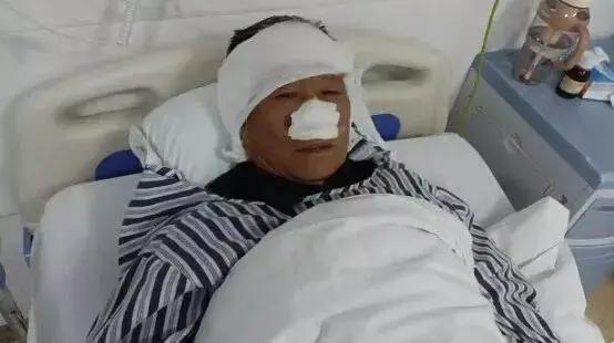 湖南郴州70岁老人曾凡林的事迹太让人动容了。4月11日清晨，一名20多岁的纹身男