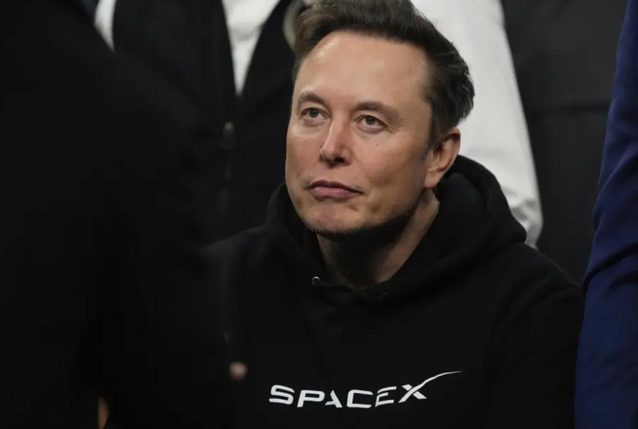 特斯拉的一个大股东，坚决反对给马斯克1万亿美元薪酬。这个大股东不是个人，而是挪威