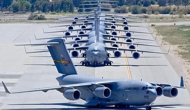 有人提议，我国目前是需要把运-20战略运输机的数量增加到300架以上，运-20战