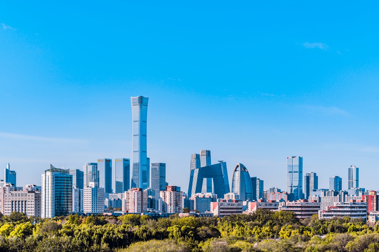 央企外迁释放超百万平方米甲级写字楼存量空间, 2025年北京写字楼市场供需重构