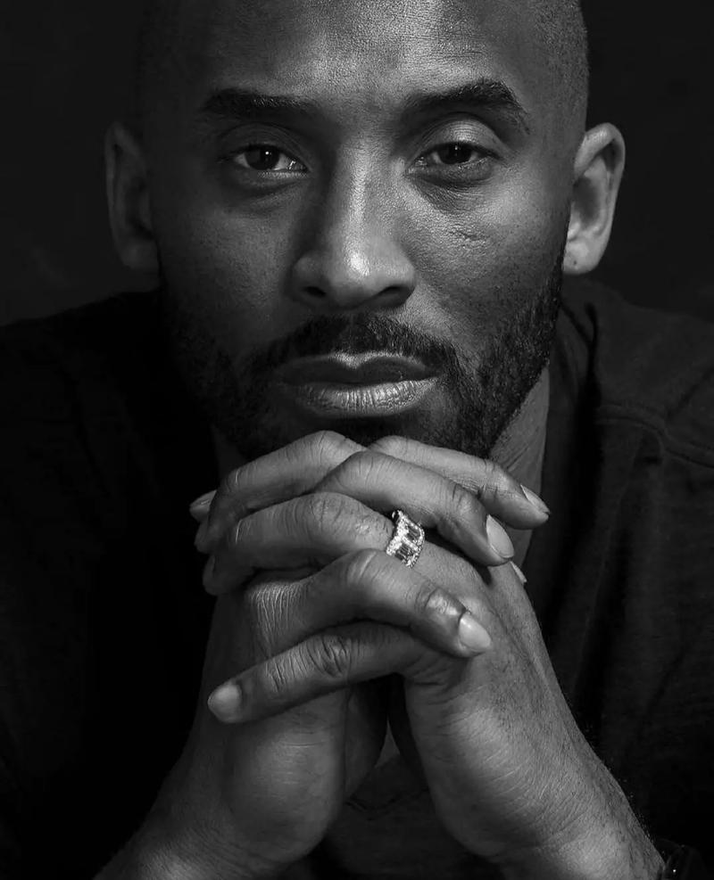 科比1978-2020张雪峰1984-2026都是已功成名就正值春秋鼎盛的年纪呀