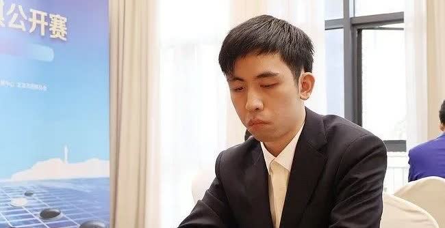 王星昊再次挺进世界赛决赛——北京时间2025年10月1日，中国棋手王星昊在第