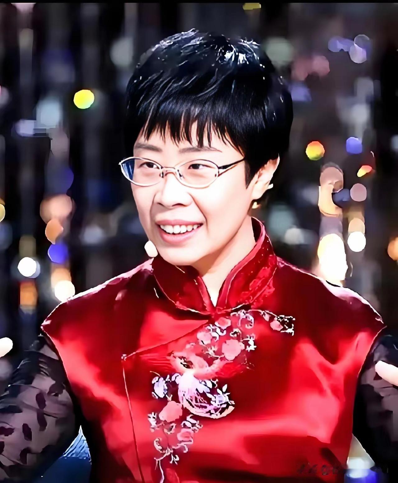 蒙曼被网暴，我算了一笔账：历史观容不得“非黑即白”，有些人就是不懂……蒙