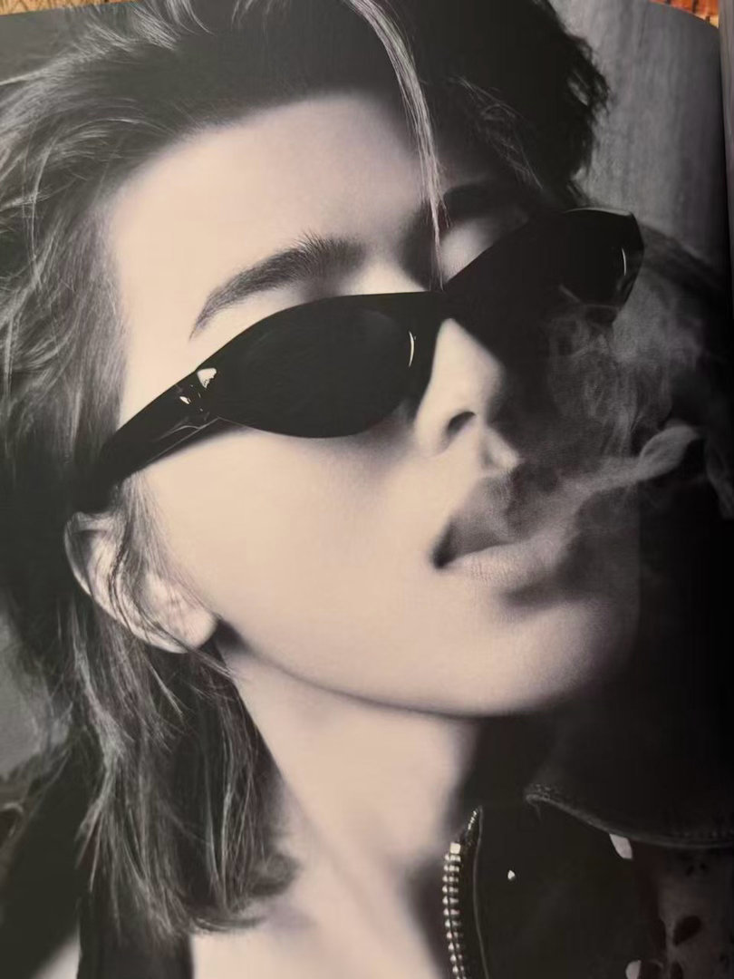 好家伙，人家恨不得一天发八百张照片宣传，我家这个也不知道怎么这么会藏，真沉得住气
