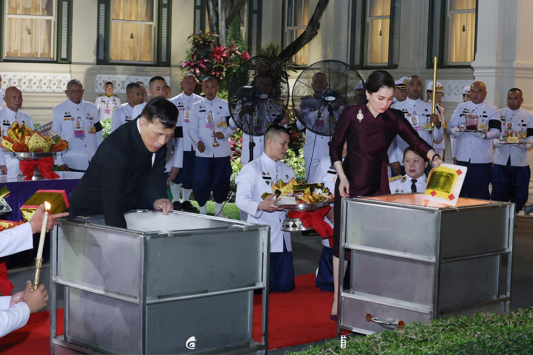王室王室泰国王室素娘娘2026年2月17日，狗哥素娘娘新春祭祖。