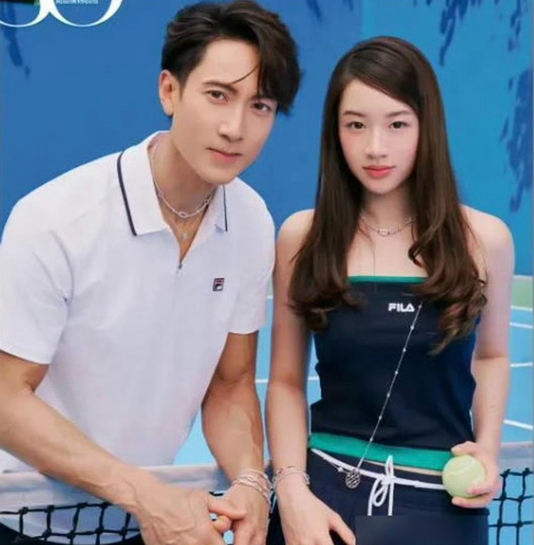 实话实说，宠女儿没坏处，吴尊15岁女儿neinei好有星味啊​