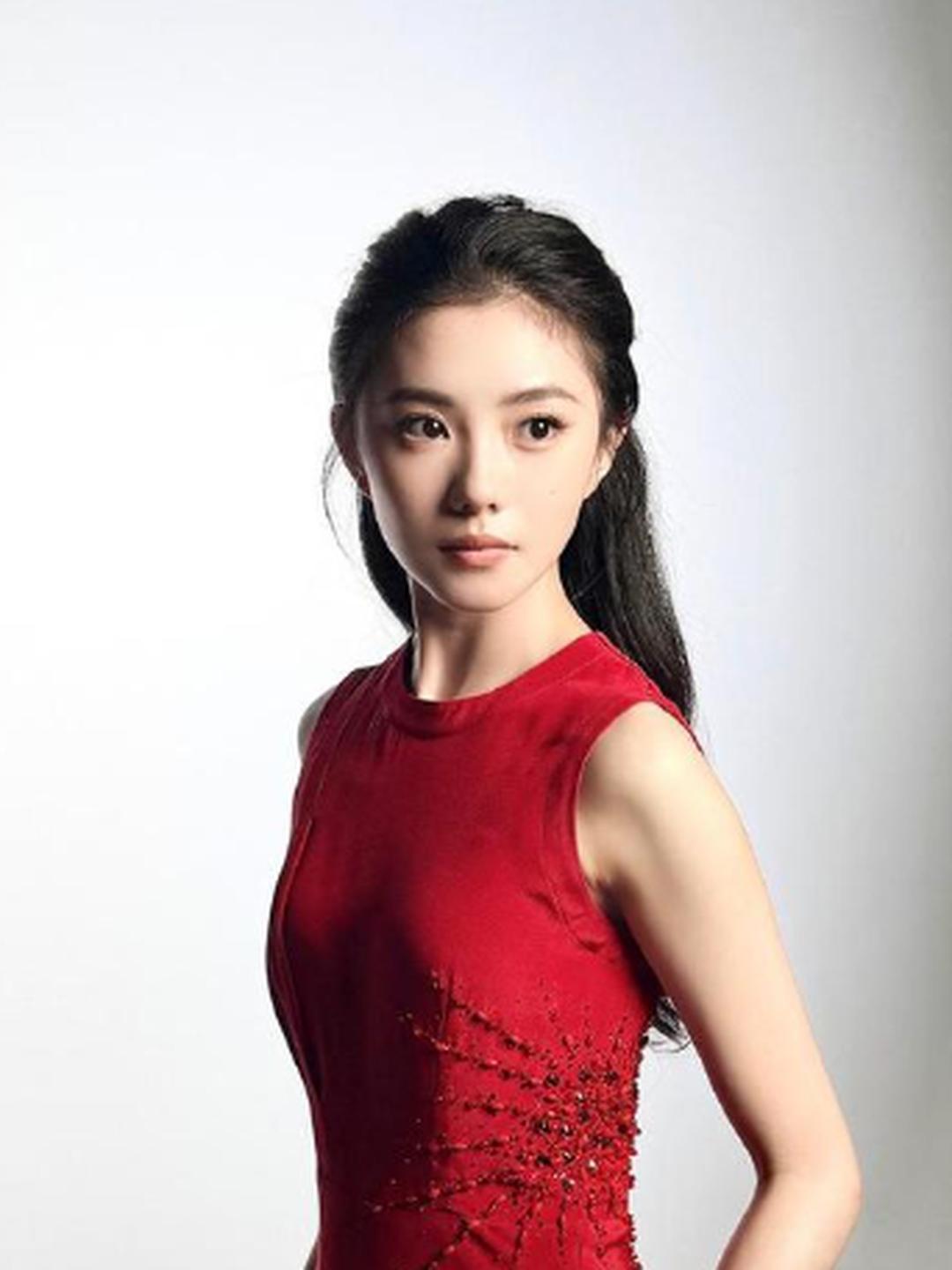 1.王俊凯网传对于原生家庭早已不抱太多期待，父母的重心更多放在弟弟身上，双方偶尔