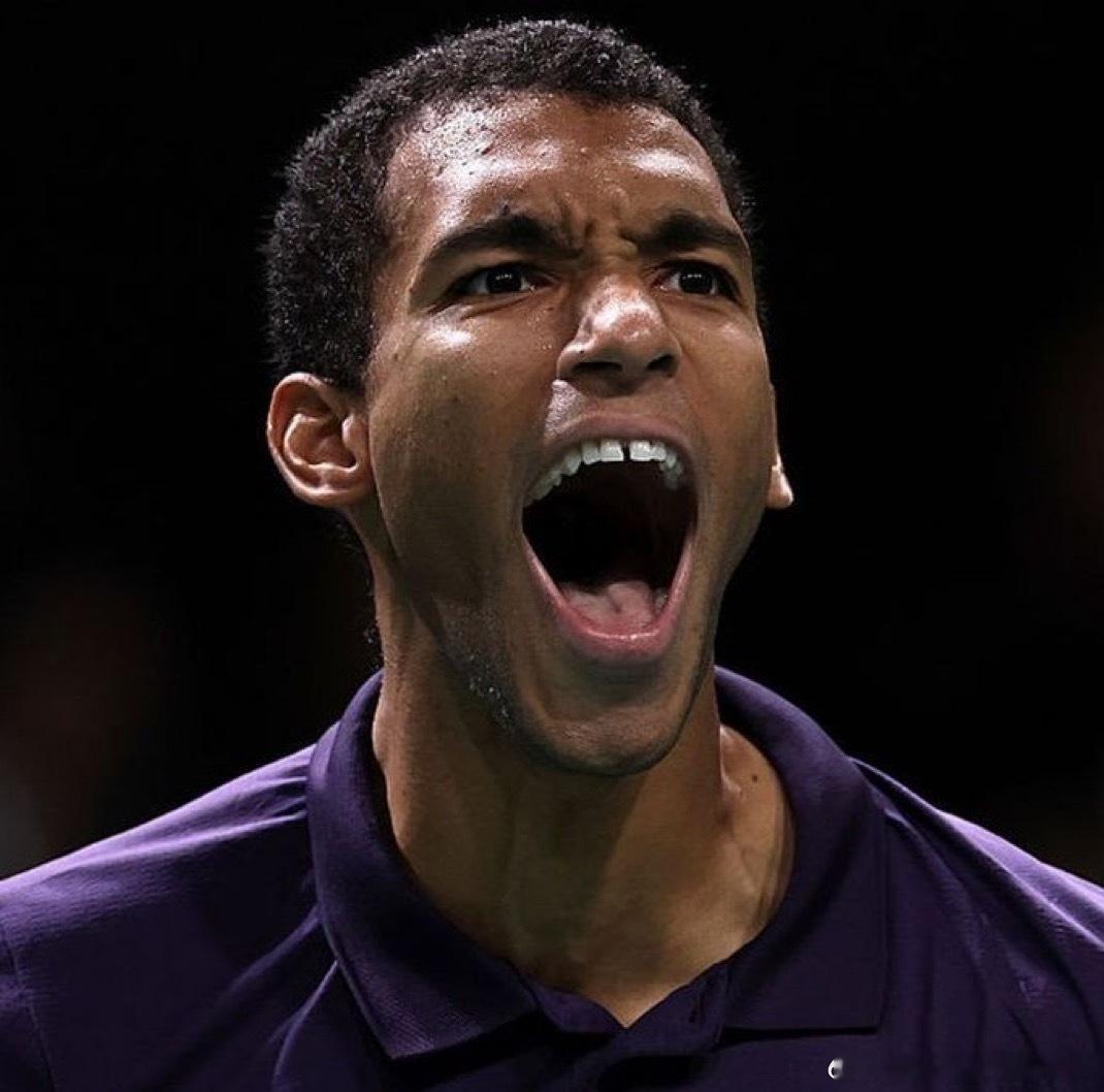 阿利雅西姆厉害👍阿利雅西姆职业生涯首次闯入巴黎大师赛决赛他在第二盘一度以1比4