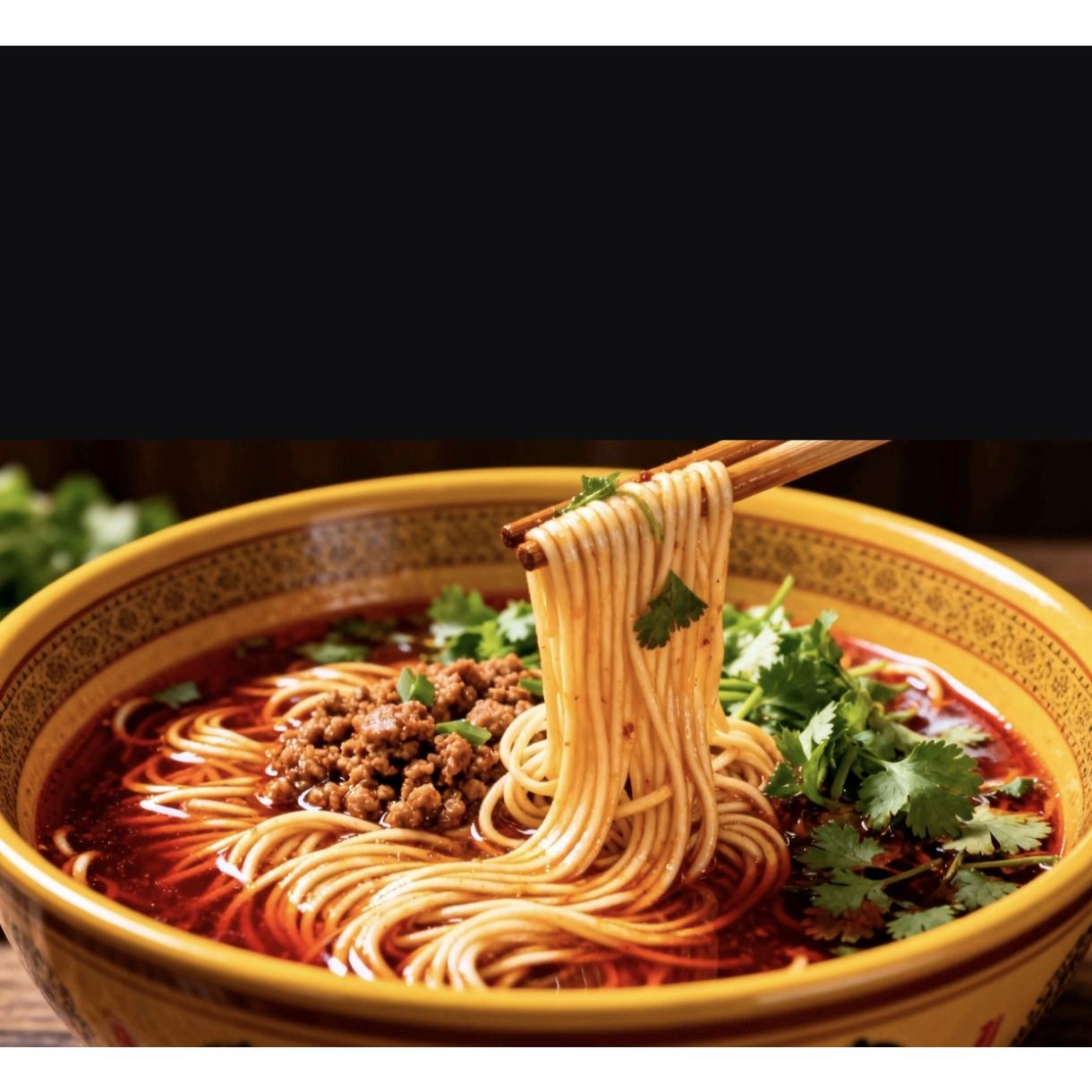 重庆人的烟火气，一半融在咕嘟冒泡的火锅里，一半浸在红油滋滋响的面碗中。这座被麻辣