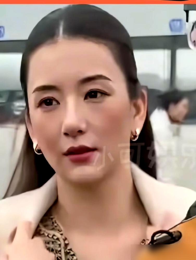郭富城这操作，真是把豪门算计玩明白了！郭富城在香港跑马地自家豪宅楼下给方媛父母租