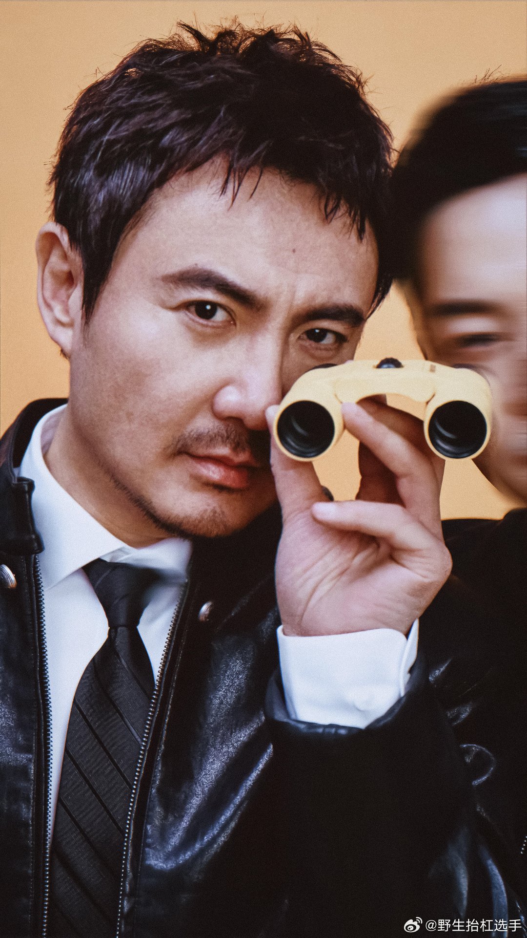 对沈腾182有了实感抛开搞笑滤镜，腾哥182身高搭配宽肩窄腰还是有点东西的，第一