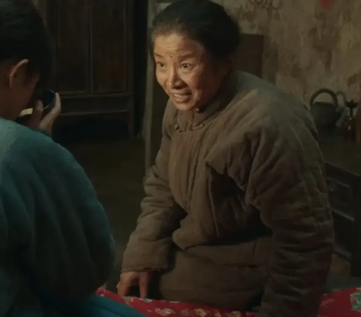 东北的年代剧《人世间》火了，超好看。西北的年代剧《山海情》火了，超好看。江浙