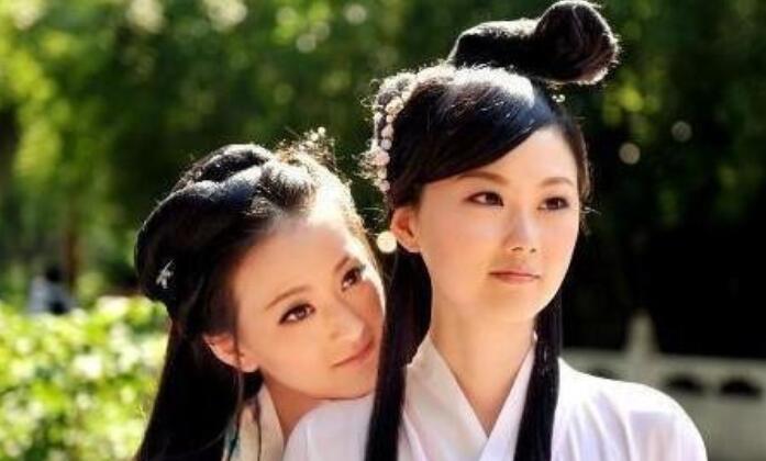 西晋的长安失陷，晋愍帝被俘，西晋彻底覆灭。北方陷入五胡十六国的混战。此时，匈奴人
