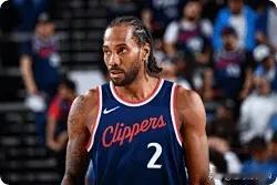 随着巴特勒赛季报销，这3位老牌球星也要谨慎了！第一位，快船莱昂纳德，已经34