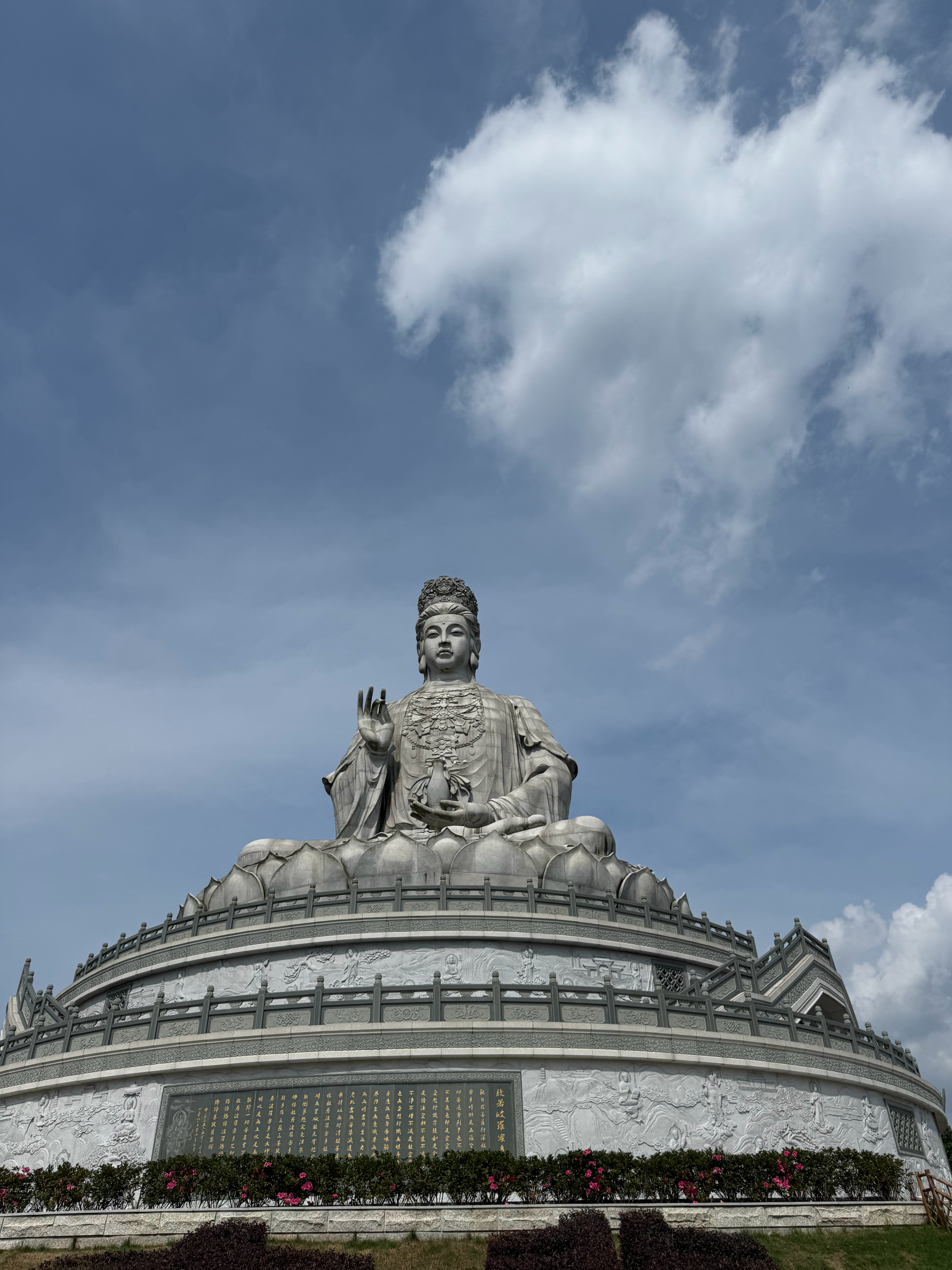 今年最容易有收获的，无疑是以火为喜用，或者调候的壬水癸水、庚金辛金居多虽然喜火的其他日主，比如甲木乙