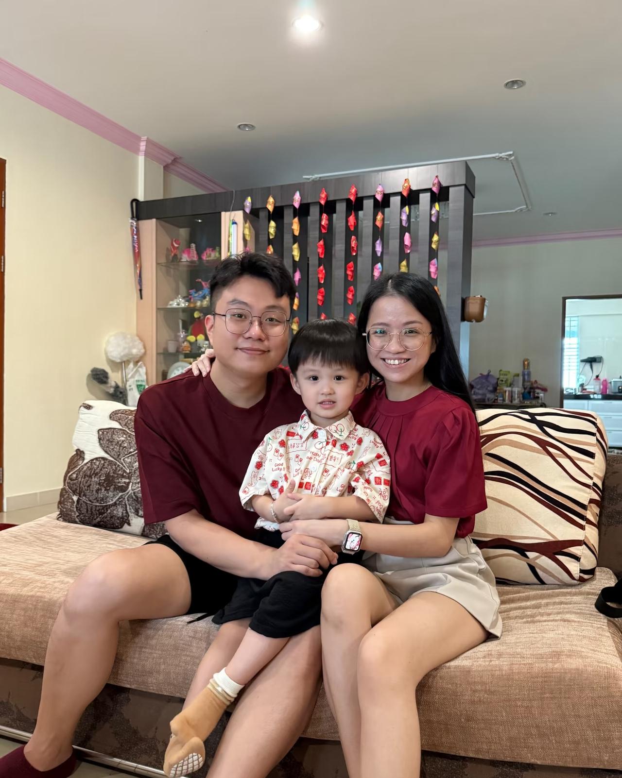 二儿子一家又出去旅游了，问都没问我们老两口去不去，看儿媳妇朋友圈，这是去哪了？我