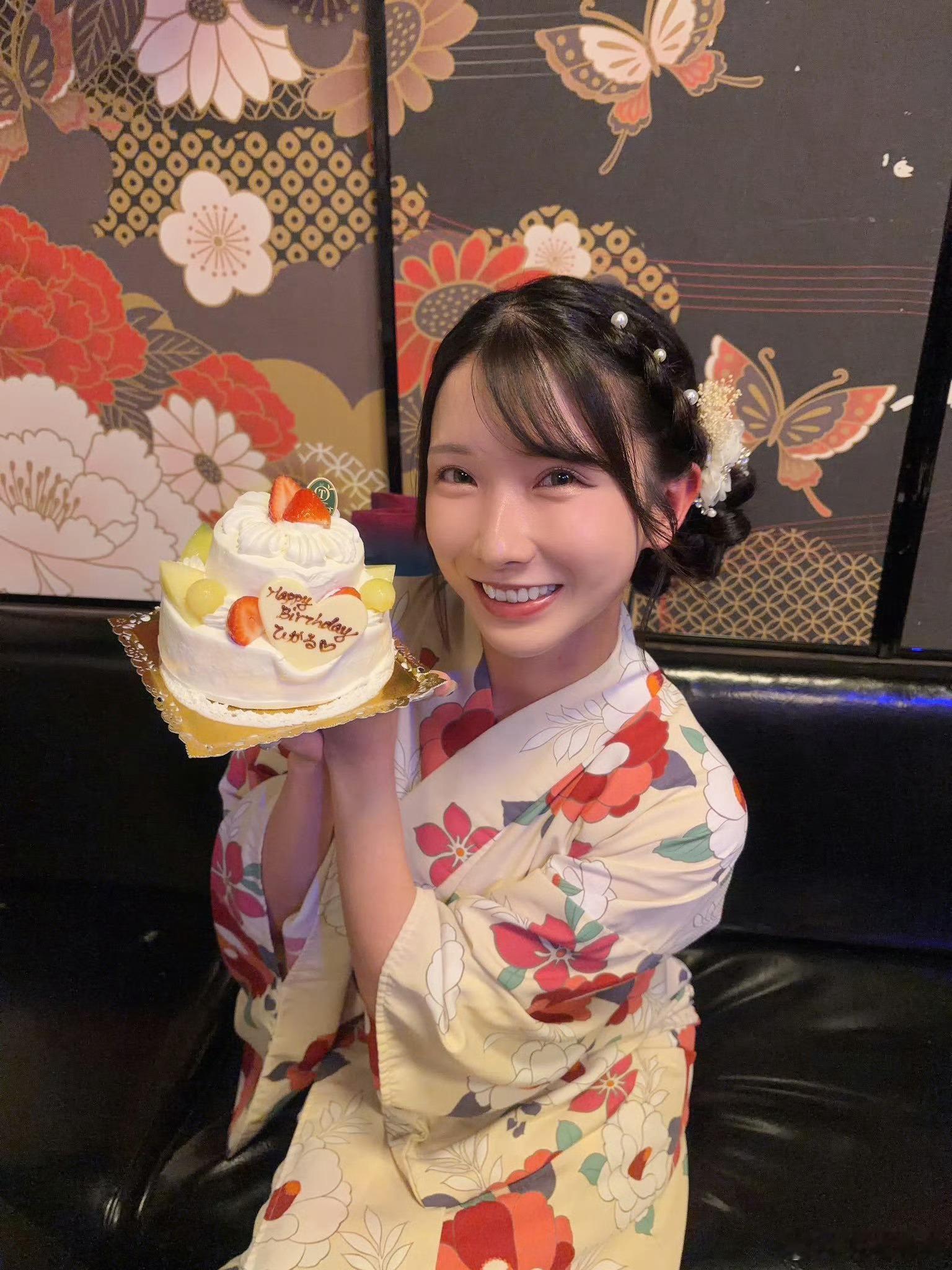 宫西光今天居然是花姑娘庆生🌸