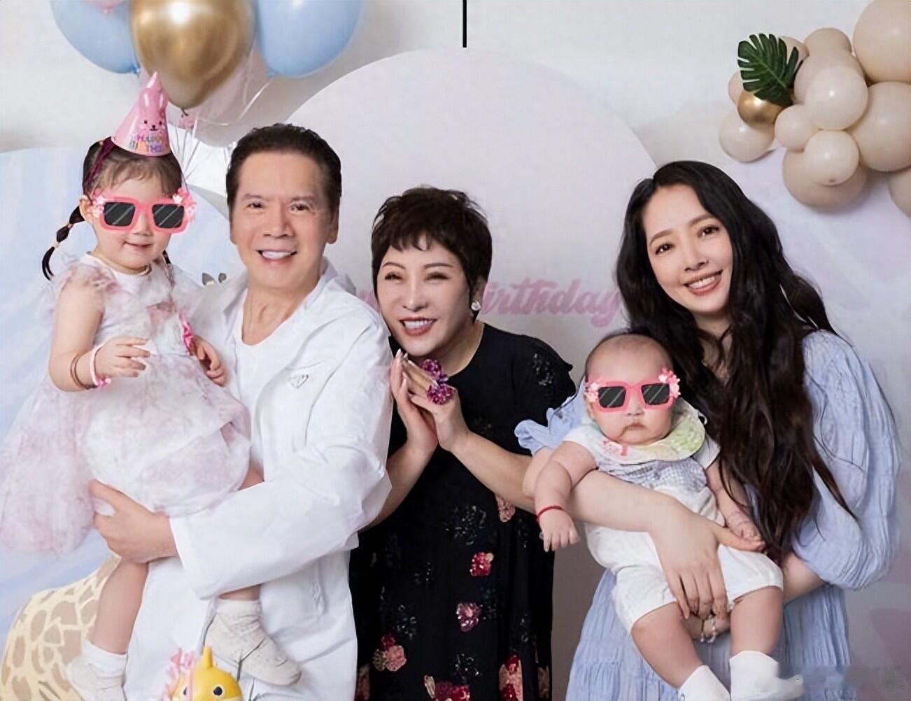 郭碧婷的美貌后继有人了！郭碧婷爸爸晒4岁外孙向笙近照，这白净清秀的脸蛋继承了妈妈