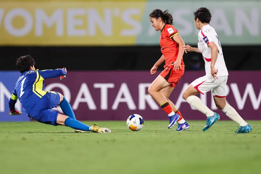 不知道大家有没有同感，中国U17女足，虽然2:4输给了朝鲜队止步半决赛，但是从过