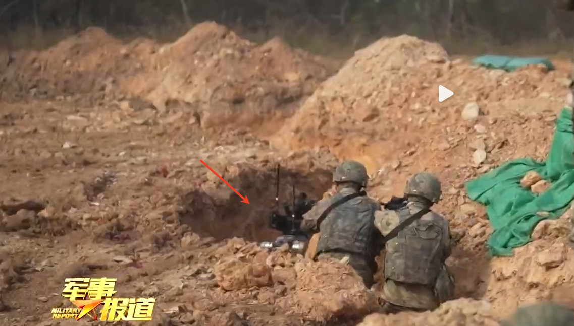 使用机器狗清扫堑壕